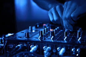 DJ
